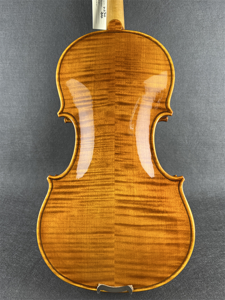 Actual Photo Flamed European M - Musical Instrument Photo recension och pris